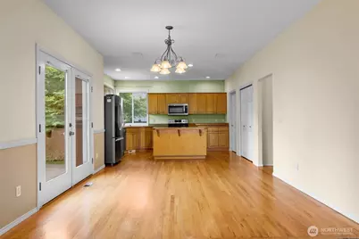 21017 Springhaven Way E, Bonney Lake, WA 98391 - Photo 12
