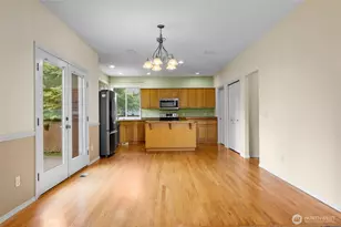 21017 Springhaven Way E, Bonney Lake, WA 98391 - Photo 12