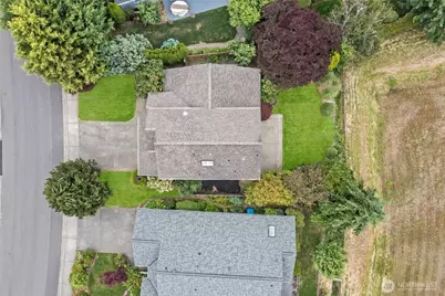 21017 Springhaven Way E, Bonney Lake, WA 98391 - Photo 40