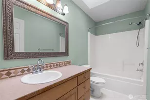 21017 Springhaven Way E, Bonney Lake, WA 98391 - Photo 32