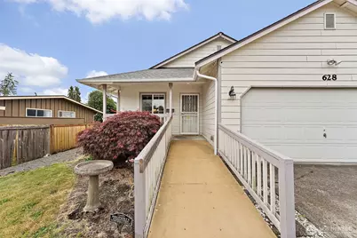 628 S 117th Street, Tacoma, WA 98444 - Photo 4