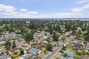 628 S 117th St, Tacoma, WA 98444 - Photo 34