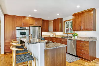 3927 SW Frontenac Street, Seattle, WA 98136 - Photo 8