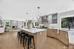 22711 SE 27th St, Sammamish, WA 98075 - Photo 8