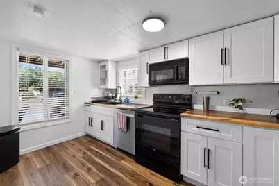 14808 131st Avenue SE, Renton, WA 98058 - Photo 12