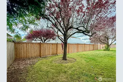 136 McKean Court, Enumclaw, WA 98022 - Photo 16
