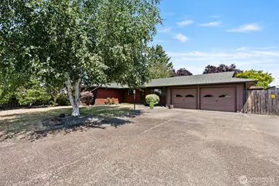 1306 Greenwood Lane, Centralia, WA 98531 - Photo 4