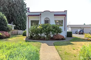 617 Burnett Ave S, Renton, WA 98057 - Photo 4