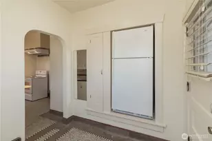 617 Burnett Ave S, Renton, WA 98057 - Photo 22