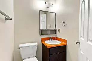 1729 S Jackson Ave, Tacoma, WA 98465 - Photo 20