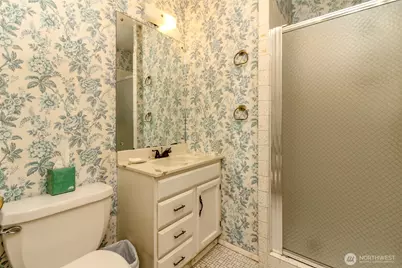 105 156th Avenue NE, Bellevue, WA 98007 - Photo 12