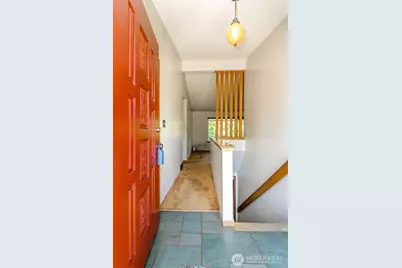 105 156th Avenue NE, Bellevue, WA 98007 - Photo 2