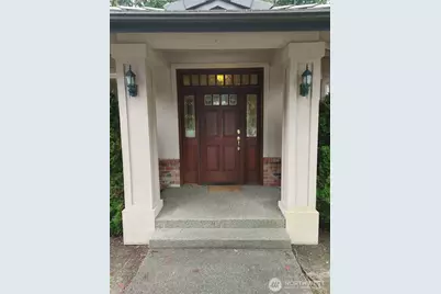 837 NW 205th Street, Shoreline, WA 98177 - Photo 2
