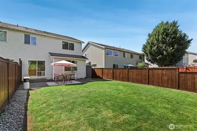 10714 185th Avenue E, Bonney Lake, WA 98391 - Photo 32