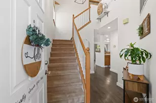10714 185th Ave E, Bonney Lake, WA 98391 - Photo 4