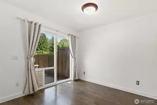 10714 185th Ave E, Bonney Lake, WA 98391 - Photo 8