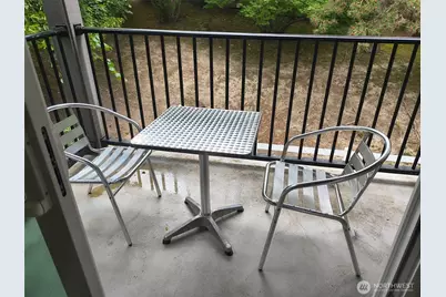 15415 35th Avenue W #E201, Lynnwood, WA 98087 - Photo 2