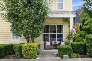 1950 18th Ave NE, Issaquah, WA 98029 - Photo 2