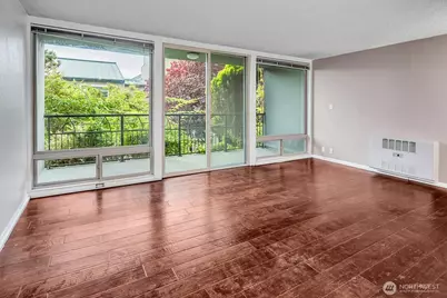 507 W Mercer Street #104, Seattle, WA 98119 - Photo 8