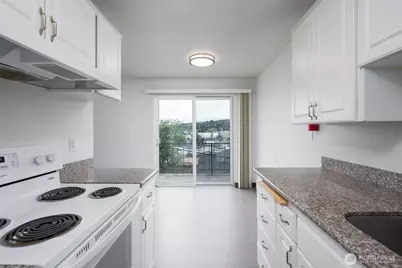 600 W Emerson Street, Seattle, WA 98119 - Photo 12