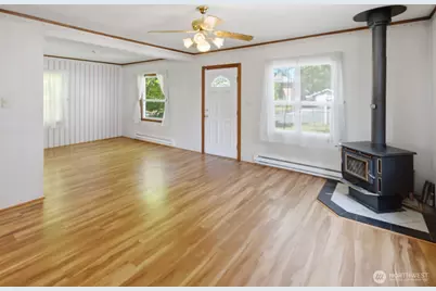 7807 Grant Drive, Everett, WA 98203 - Photo 4