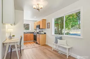 1605 N 183rd St, Shoreline, WA 98133 - Photo 10