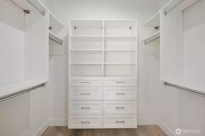 825 NE 105th Street, Seattle, WA 98125 - Photo 16
