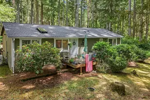 11618 Breaker Way, Anderson Island, WA 98303 - Photo 2