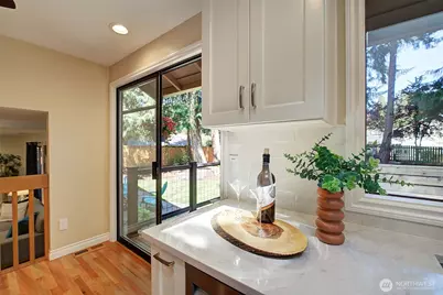 22014 NE 13th Place, Sammamish, WA 98074 - Photo 10