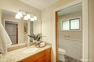 22014 NE 13th Pl, Sammamish, WA 98074 - Photo 18