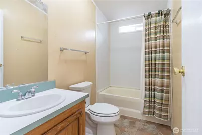 403 Cedar Avenue, Port Hadlock-Irondale, WA 98339 - Photo 12