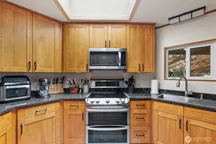 9211 13th St SE, Lake Stevens, WA 98258 - Photo 18