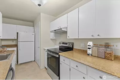 12240 SE 60th Street #43, Bellevue, WA 98006 - Photo 8