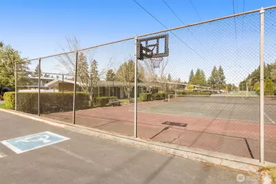 12240 SE 60th Street #43, Bellevue, WA 98006 - Photo 28