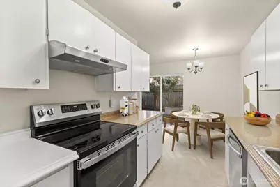 12240 SE 60th Street #43, Bellevue, WA 98006 - Photo 12