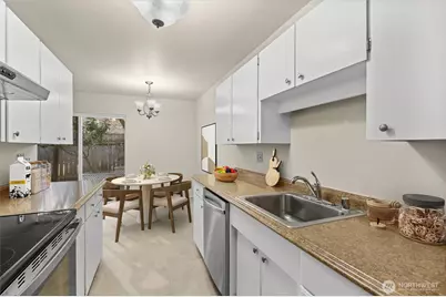 12240 SE 60th Street #43, Bellevue, WA 98006 - Photo 12