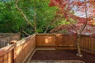 3670 Dayton Ave N, Seattle, WA 98103 - Photo 6