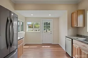 610 E 7th St, Port Angeles, WA 98362 - Photo 6