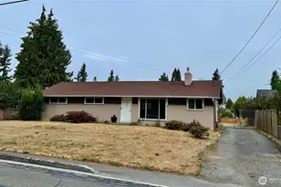 6311 188th St SW, Lynnwood, WA 98037 - Photo 2