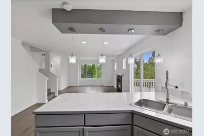 6705 49th Place NE, Marysville, WA 98270 - Photo 2