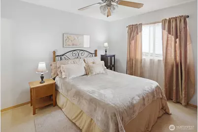 15633 26th Ave W #18, Lynnwood, WA 98087 - Photo 12