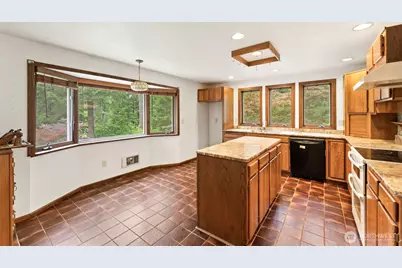 10500 SW Wicks Lake Rd, Port Orchard, WA 98367 - Photo 8