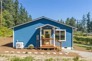 6884 Helena, Clinton, WA 98236 - Photo 2