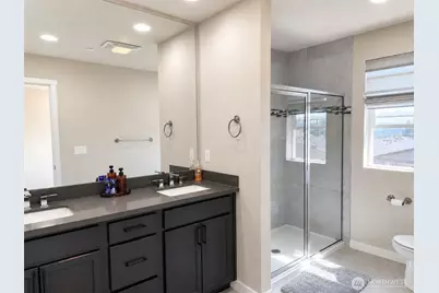 7911 19th Drive SE, Everett, WA 98203 - Photo 14