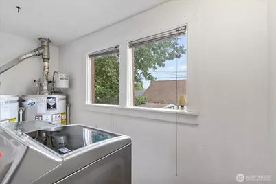 2307 Rockefeller, Everett, WA 98201 - Photo 20