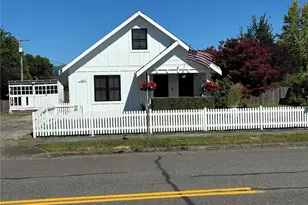1977 Harding St, Enumclaw, WA 98022 - Photo 2