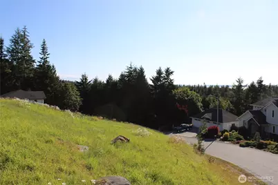 1076 Malvern Hills Drive, Camano Island, WA 98282 - Photo 8
