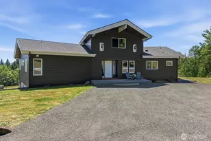 262 Bunker Hill Rd, Longview, WA 98632 - Photo 2
