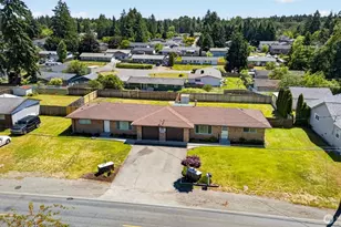 912 138 St E, Tacoma, WA 98445 - Photo 1