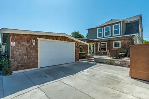 1118 4th St, Anacortes, WA 98221 - Photo 28